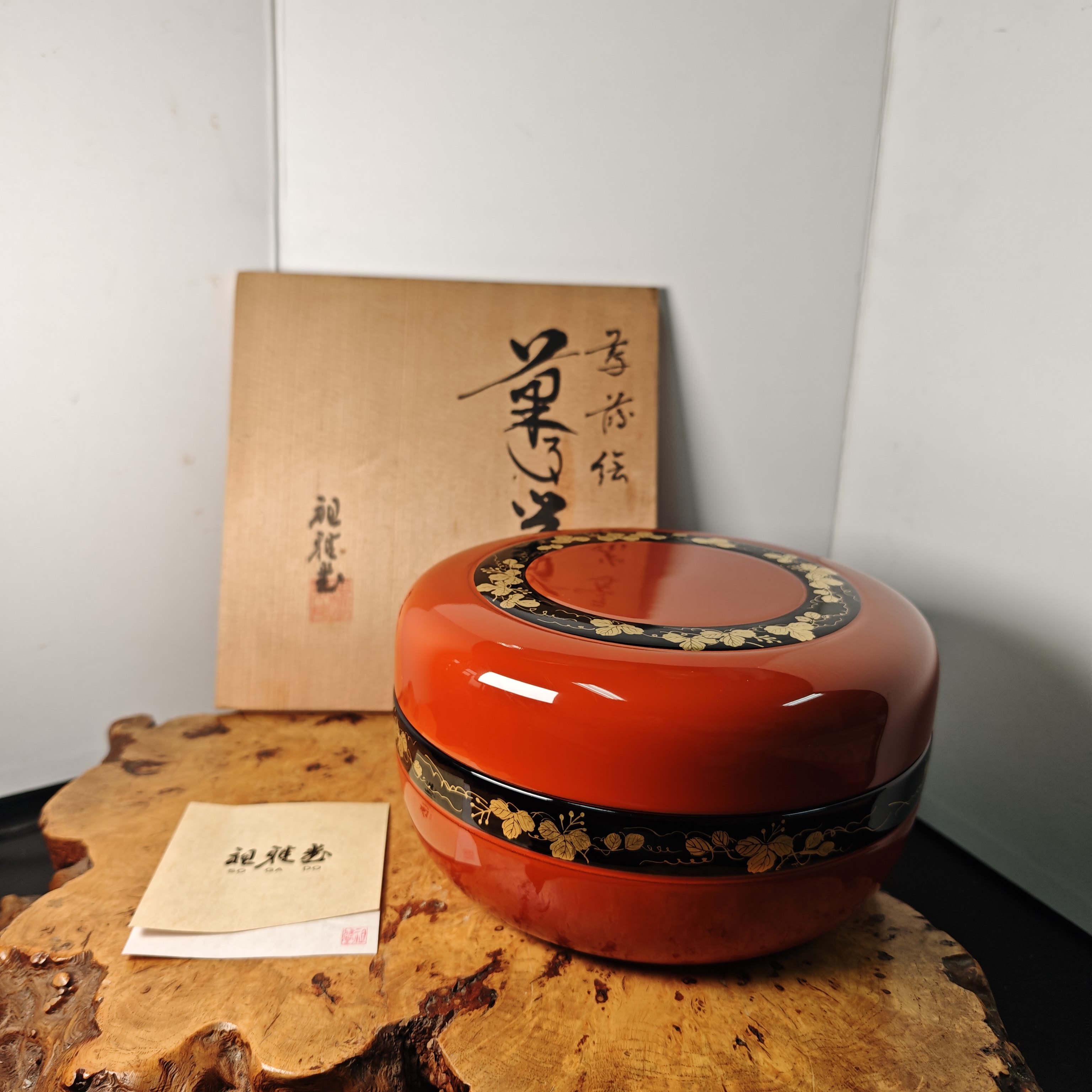 祖雅堂金莳绘漆器菓子器 朱漆木胎 木盒装 茶亦居日本古美术F11