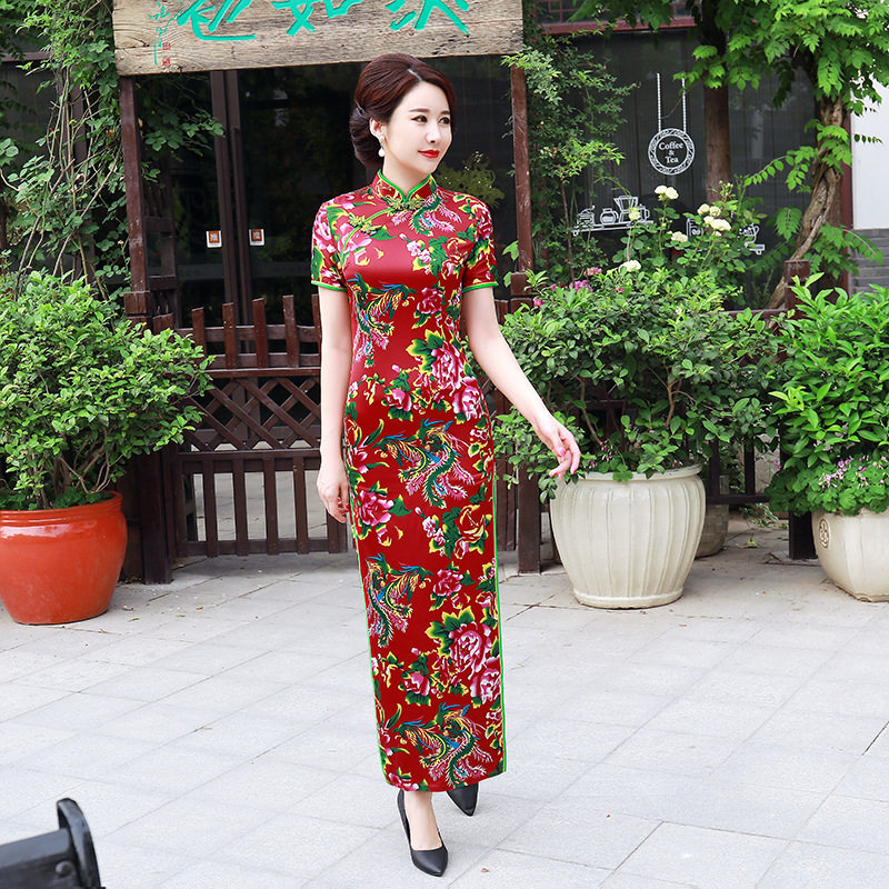 亚利唐狮红色绣花长款旗袍演出复古时尚走秀旗袍大码旗袍服在类目 女装/女士精品, 婚纱/旗袍/礼服, 旗袍中 - 来自Buy2taobao.com提供专业的淘宝代购服务