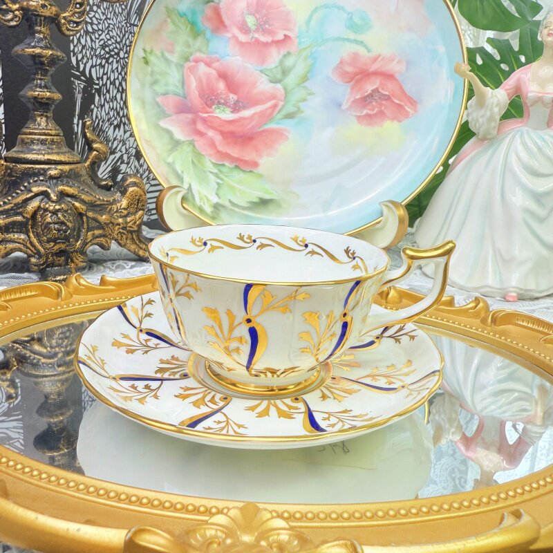 西洋古董 皇家切尔西royal Chelsea金花阔口鎏金骨瓷咖啡杯碟现货