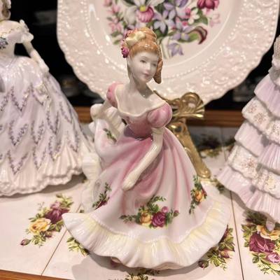 古镇玫瑰咖啡杯碟ROYALALBERT