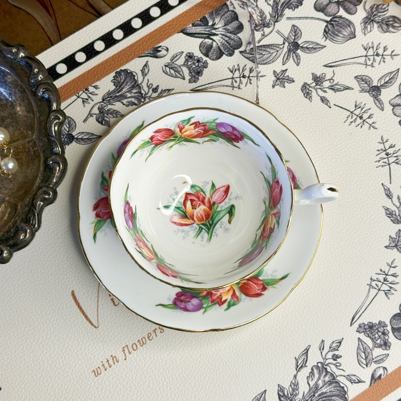 西洋古董 grafton 1950 手绘花卉阔口鎏金骨瓷咖啡杯碟现货