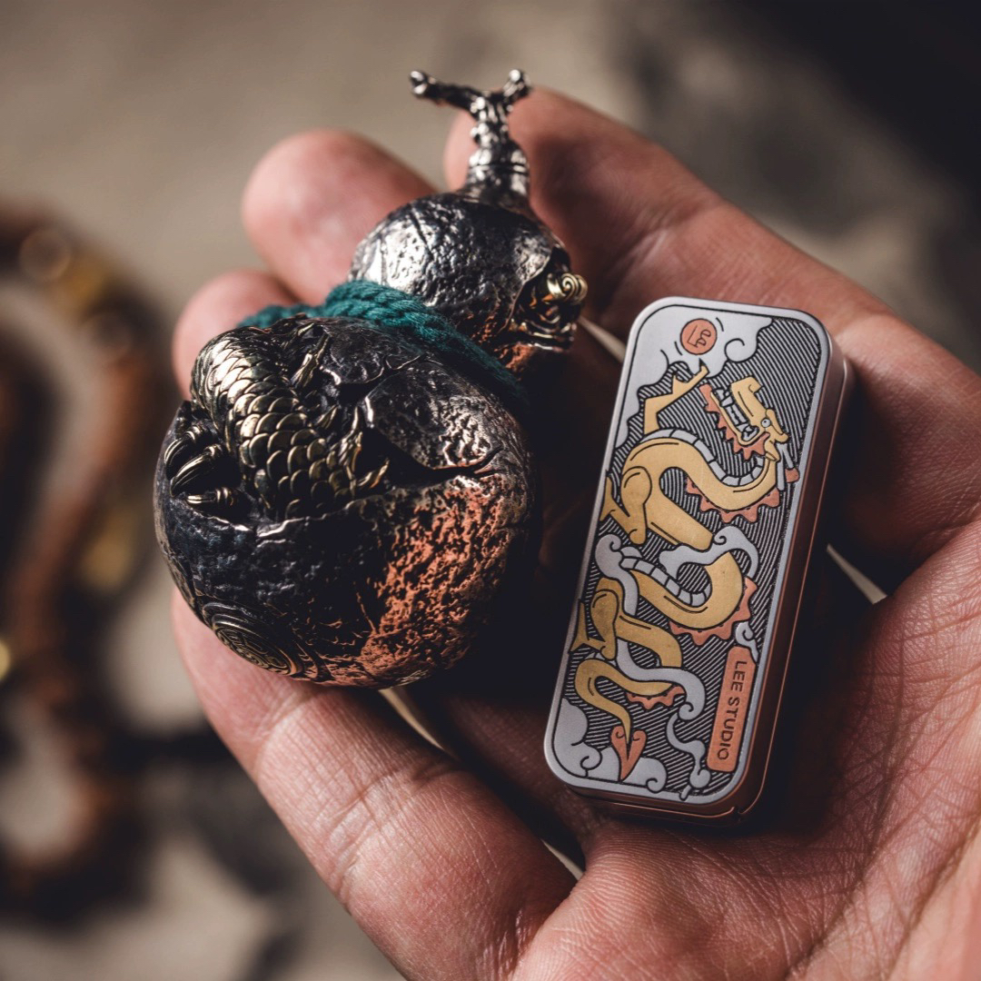 世界edc LEE&One Bean游龙机械推牌潮玩指尖陀螺金属玩具一豆联名