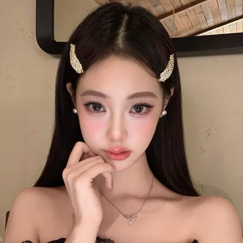 韩系千金风侧边闪钻发夹