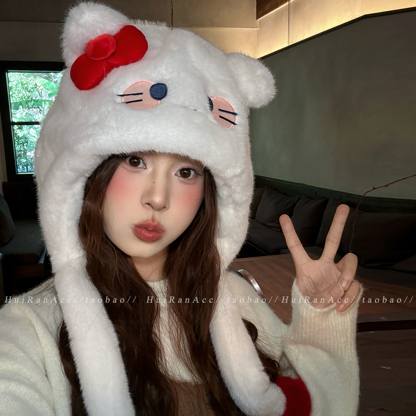 可爱蝴蝶结kt猫毛绒雷锋帽子