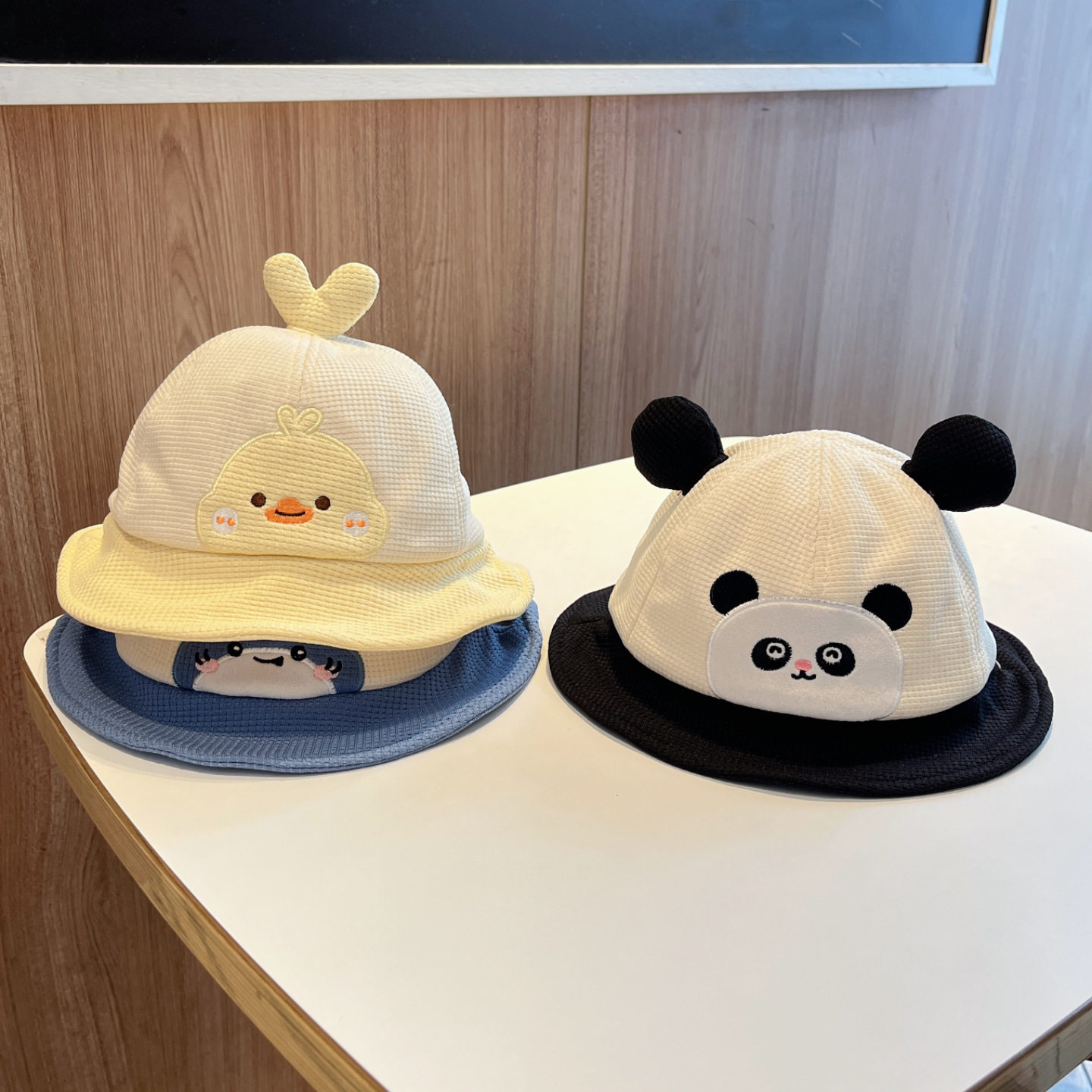 宝宝渔夫帽春秋季卡通熊猫男女童防风帽冬天百搭婴儿出游保暖盆帽
