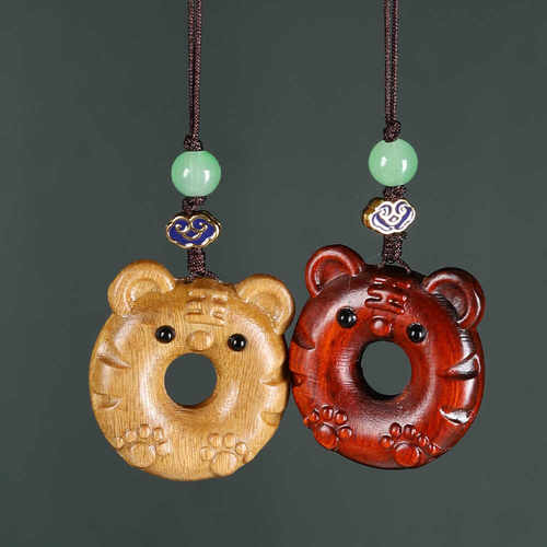 绿檀紫檀木雕可爱萌虎甜甜圈吊坠手机链车挂件生肖虎男女情侣礼品