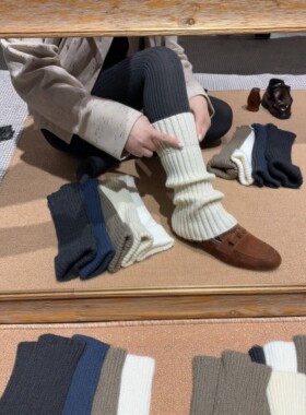 秋冬的第一双袜套！短款竖纹双针堆堆显瘦袜套~翻边设计修饰腿型~