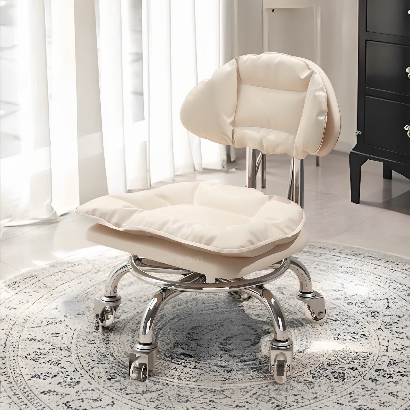 静音万向轮小凳子家用滑轮矮凳儿童带轮小板凳溜溜换鞋凳靠背椅子