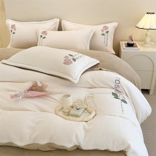 牛奶珊瑚绒面床上四件套冬季双面加厚法兰雪花绒床品加绒被套床单