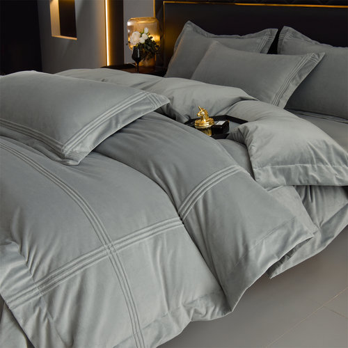 高级感牛奶绒高克重四件套冬季珊瑚绒床单被套床笠双面绒床上用品