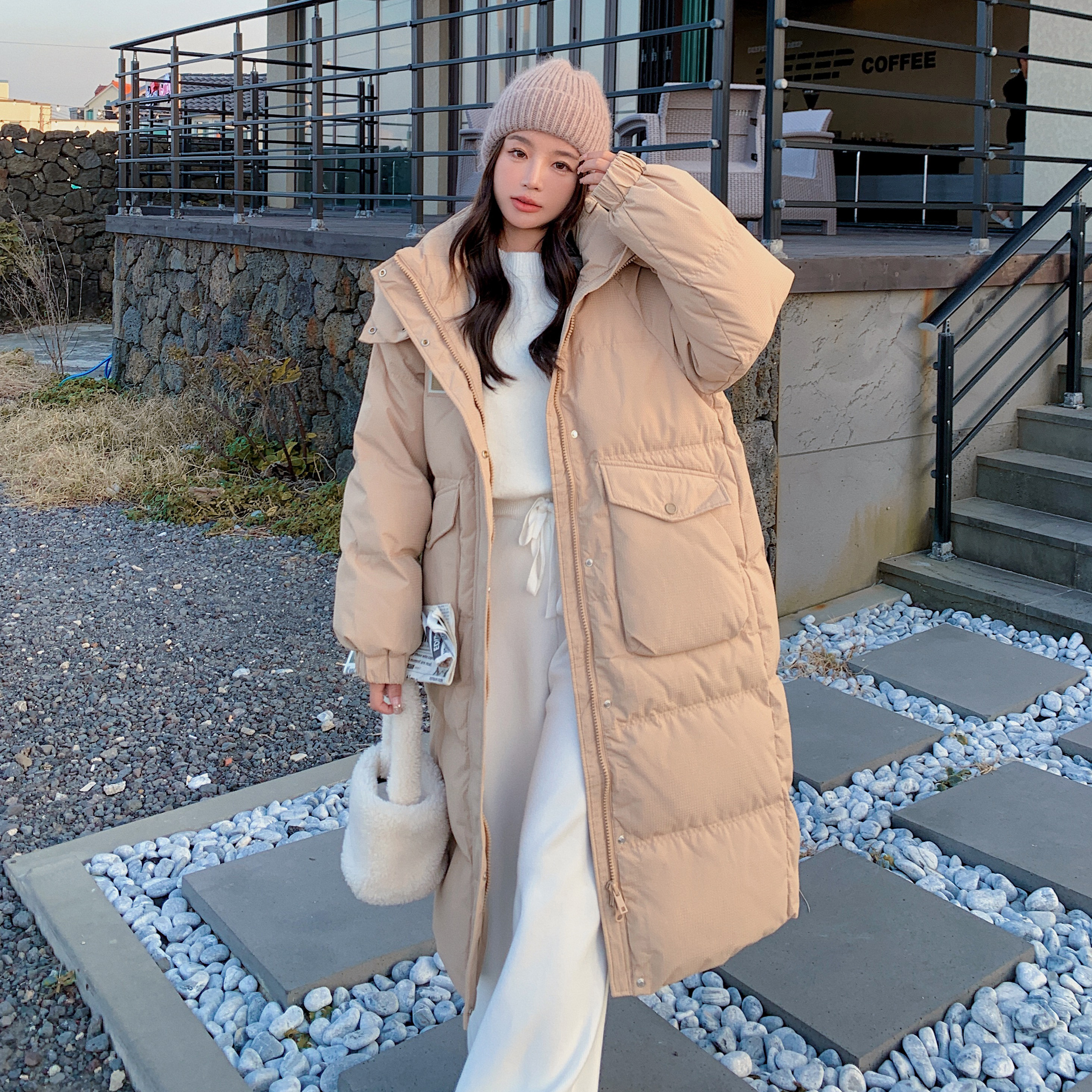 现货肌理感面料加长款连帽棉服286-781-P195-K298，女装棉衣/棉服，安雅