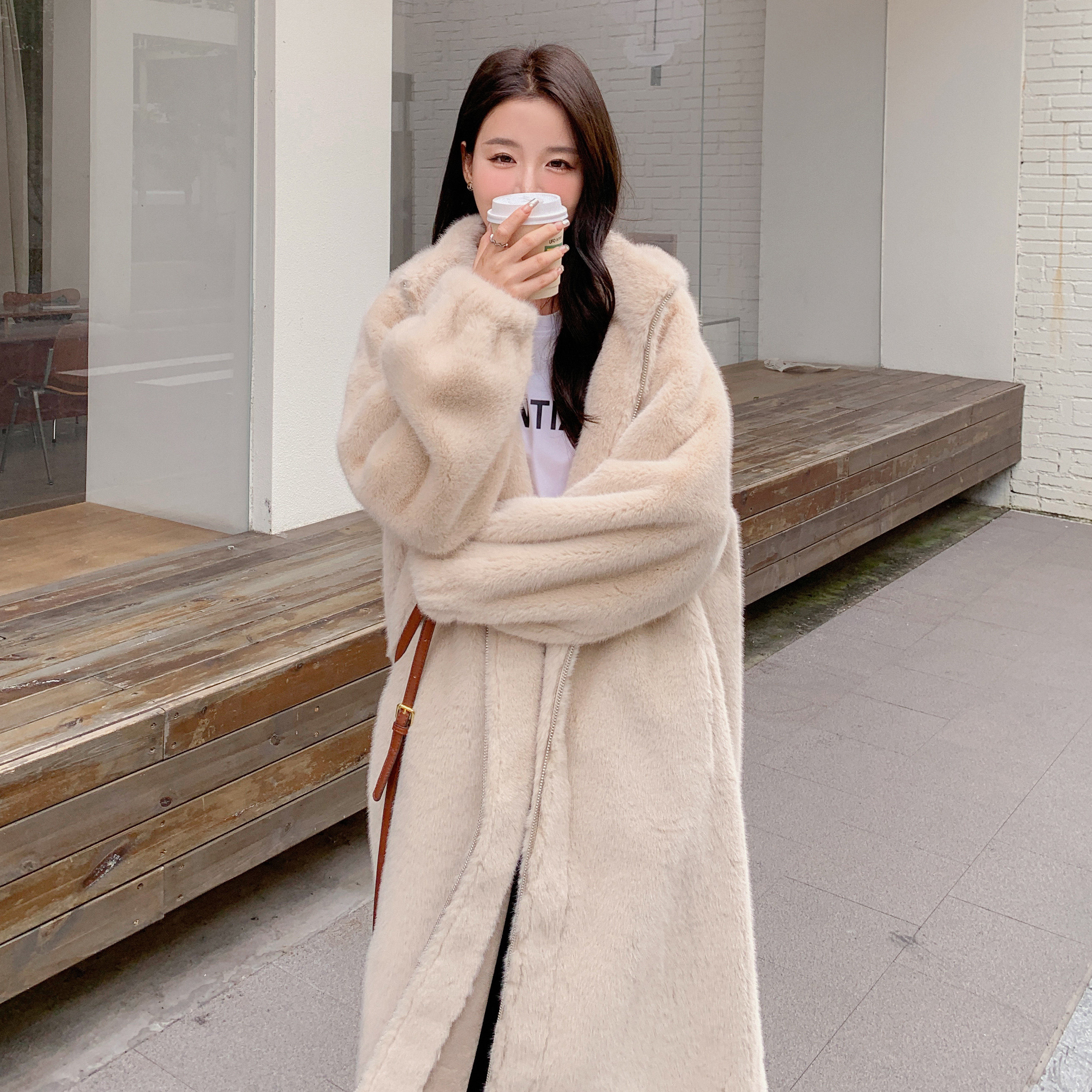 现货兔耳朵皮毛一体仿貂绒长外套286-768-P255-K388,女装皮草,安雅