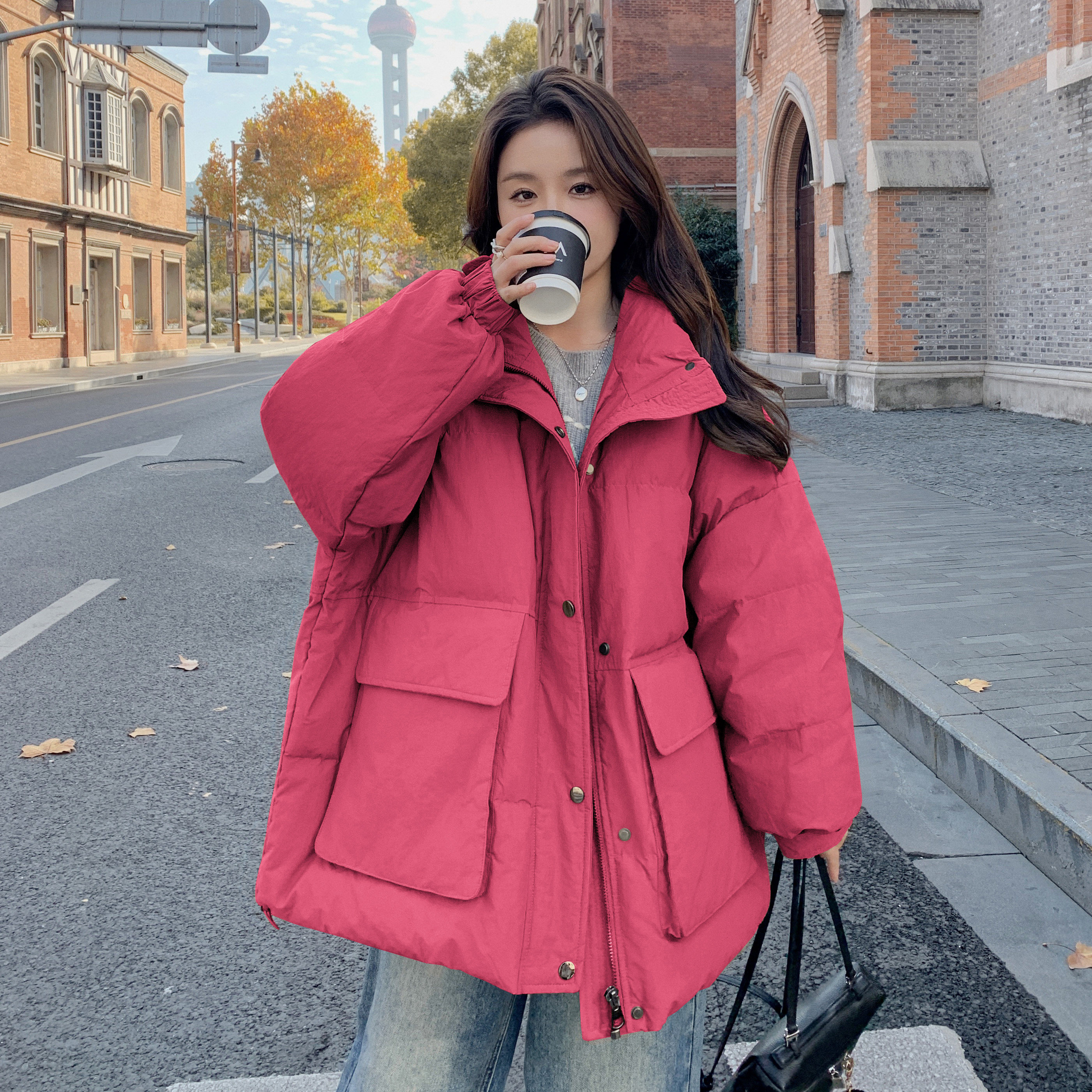 短款羽绒服女90白鸭绒冬季2024新款学生加厚工装小个子设计感小众,女装羽绒服,安雅
