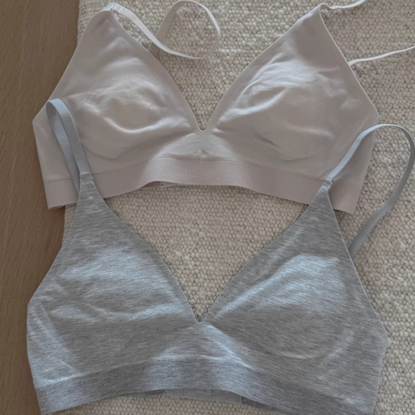 莫代尔羊绒小奶皮 法式深V无痕三角杯无钢圈大胸显小文胸,女士内衣/男士内衣/家居服,文胸,淘宝优惠券,粉丝福利购,淘宝优惠卷