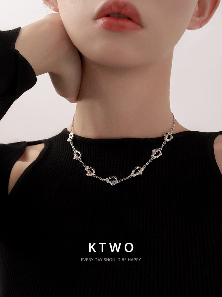 潮酷项链女高级设计感小众轻奢锆石2025年银色锁骨链颈链男款饰品