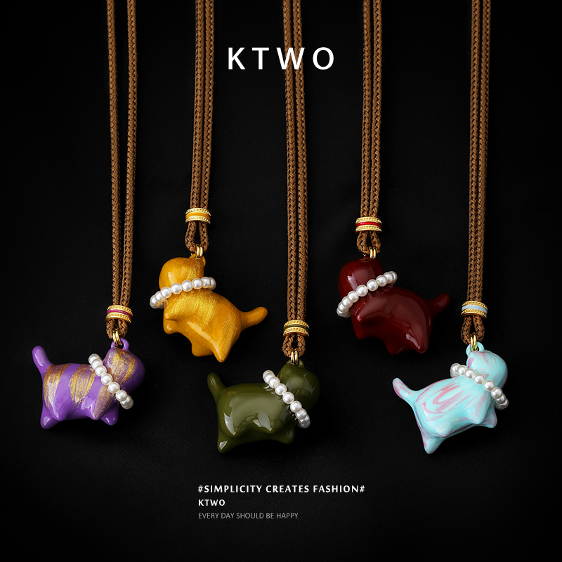 卡通田园小猫吊坠毛衣链女小众珐琅彩釉设计时尚长款毛衫项链挂件