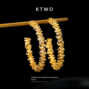 法式小碎金大耳圈耳环女小众时尚C型设计轻奢大气k金色耳钉耳饰品