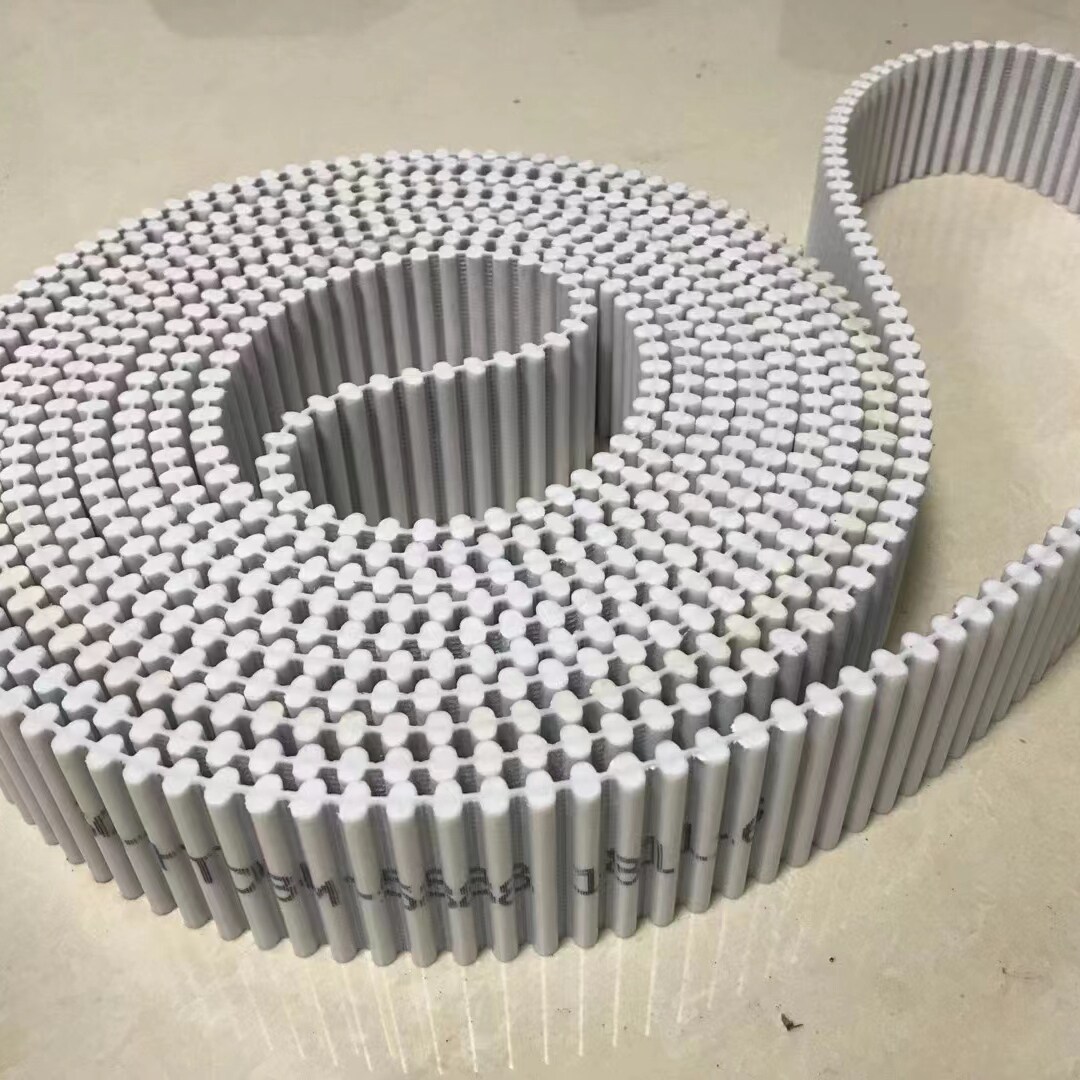 PVC输送带打孔皮带加档板双面蓝白色钢丝流水线提升机无缝订制带