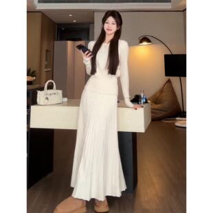 2025新款大方得体针织长袖连衣裙子女秋冬季内搭毛衣套装收腰长裙