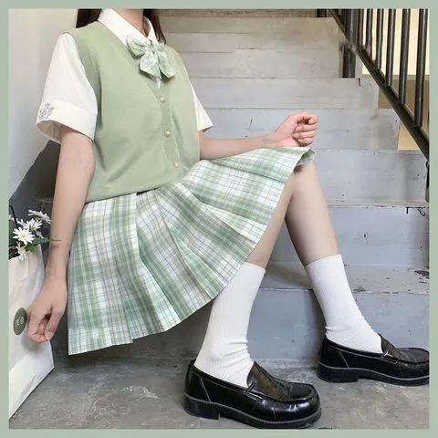 基础款jk制服女百搭日系马甲开衫甜美针织背心纯色毛衣学院风外穿