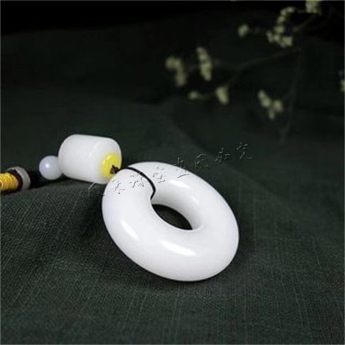 新疆羊脂玉白玉平安环手把件吊坠