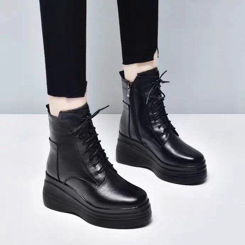 2025真皮坡跟短靴女冬季新款时尚圆头加绒厚底防水台羊毛马丁靴女