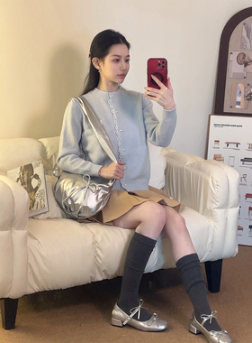 babe soulis 2025新款秋季韩系圆领毛衣宽松显瘦纽扣针织衫上衣女