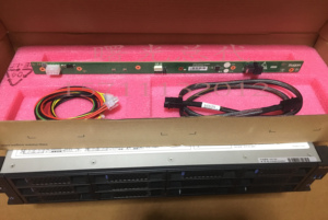曙光服务器I620-G30C30-I420-G30C30 4盘位硬盘背板带SAS线