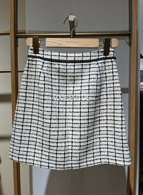 秋冬款黑色优雅小香风绵羊毛花呢半裙 EGIIW3301A-1999