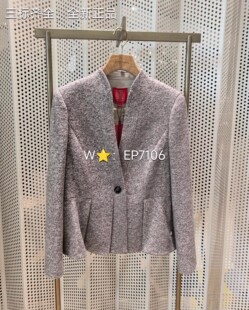EP雅莹高级系列驼色雅正立交领收腰下摆正肩西装外套 EPKIW1107A