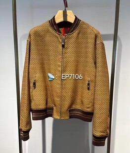 秋冬款高级系列卡其色立领棒球服外套 EPJIC1240A-7999