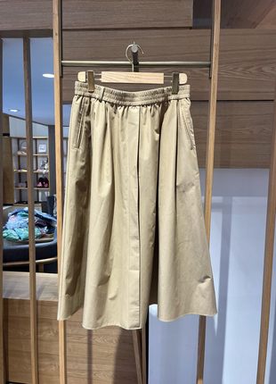 大雅家春夏款驼色简约百搭松紧腰半身裙 HFKPA3401A-1999