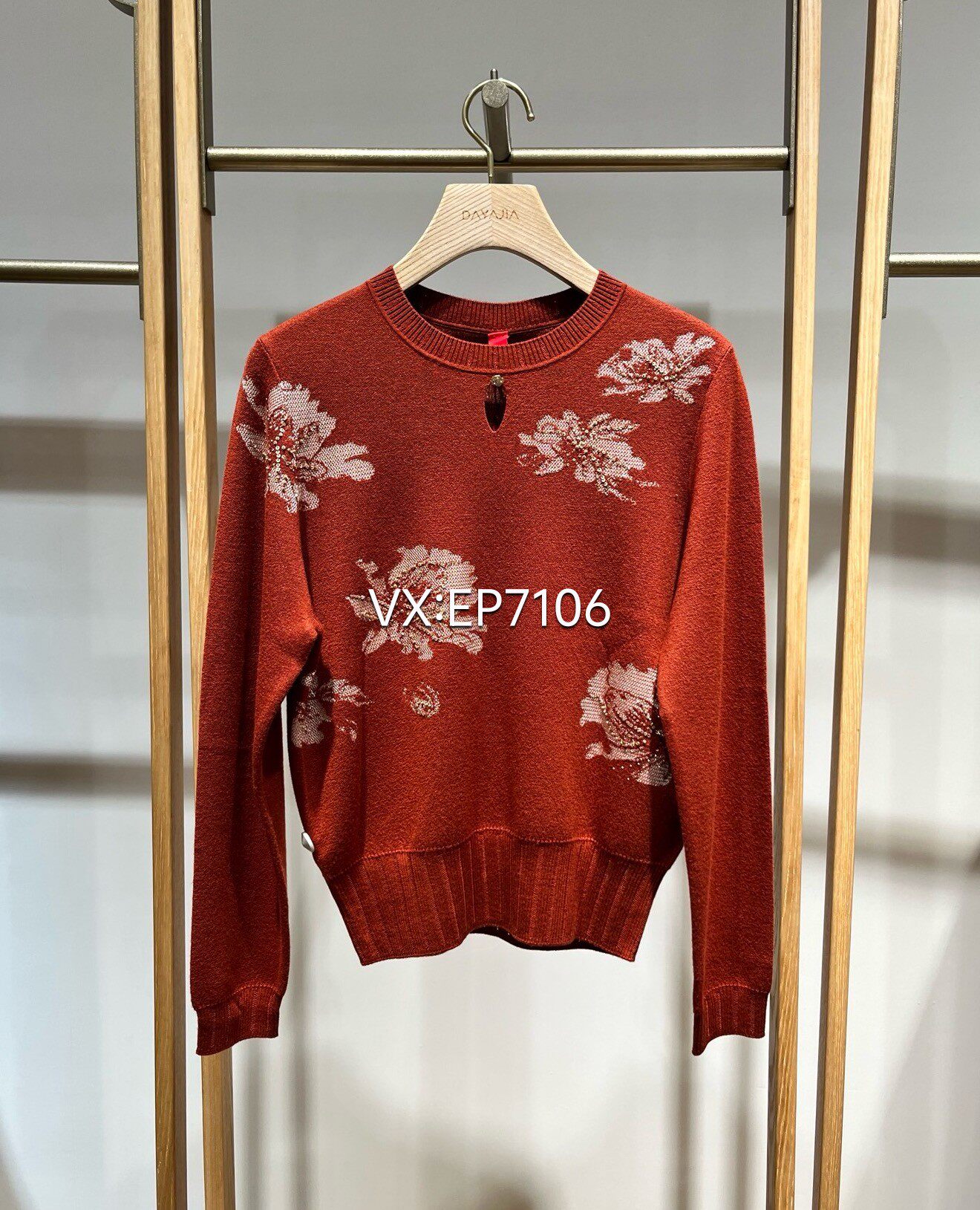 春款高端系列橙色羊毛羊绒混纺嵌花钉珠针织毛衣 EPKPW9514A-5999