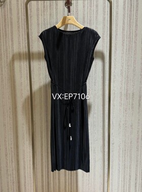 大雅家春夏款黑色圆领修身无袖系带连衣裙 HFJEA4515A-2399