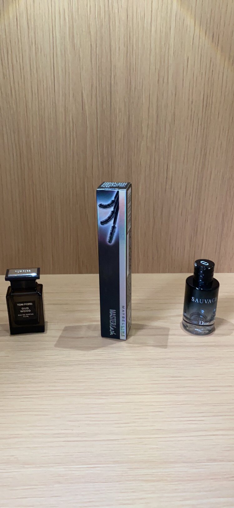美宝莲广角旋转刷头睫毛膏美宝莲弯弯睫毛膏