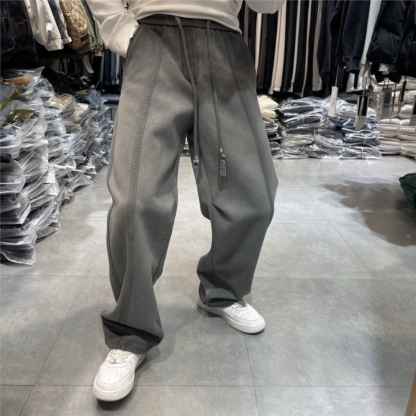 2025冬季美式休闲直筒加绒运动裤男宽松百搭痞帅保暖做旧弯刀裤潮,男装,卫裤,淘宝优惠券,粉丝福利购,淘宝优惠卷