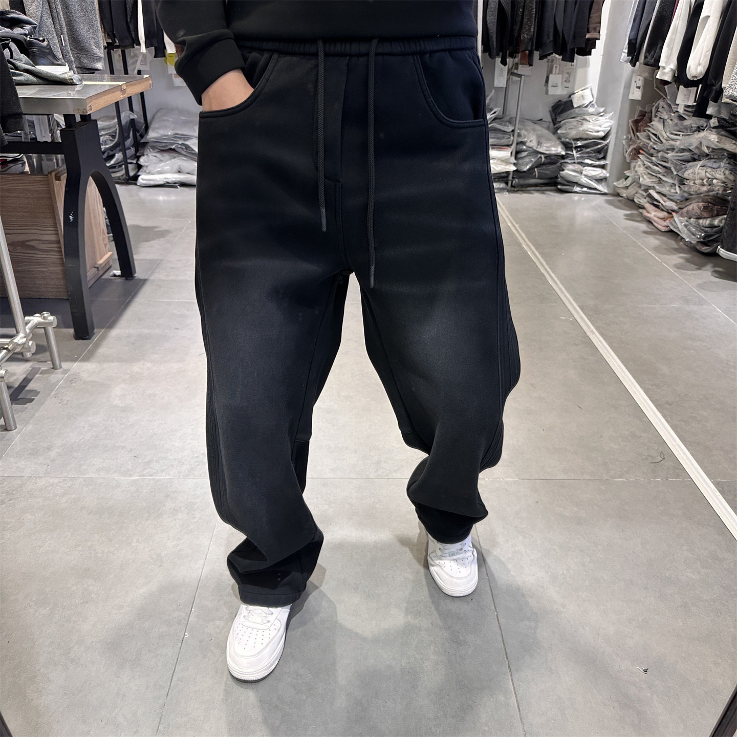 2025冬季新款阔腿加绒休闲裤男美式复古侧条拼接宽松直筒长裤潮流,男装,休闲裤,淘宝优惠券,粉丝福利购,淘宝优惠卷