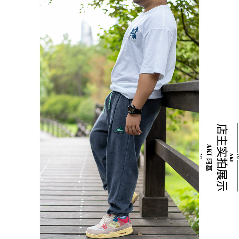 aki服饰 秋季新款 灯芯绒大码 束口长裤 中腰绣标灰色束脚宽松型