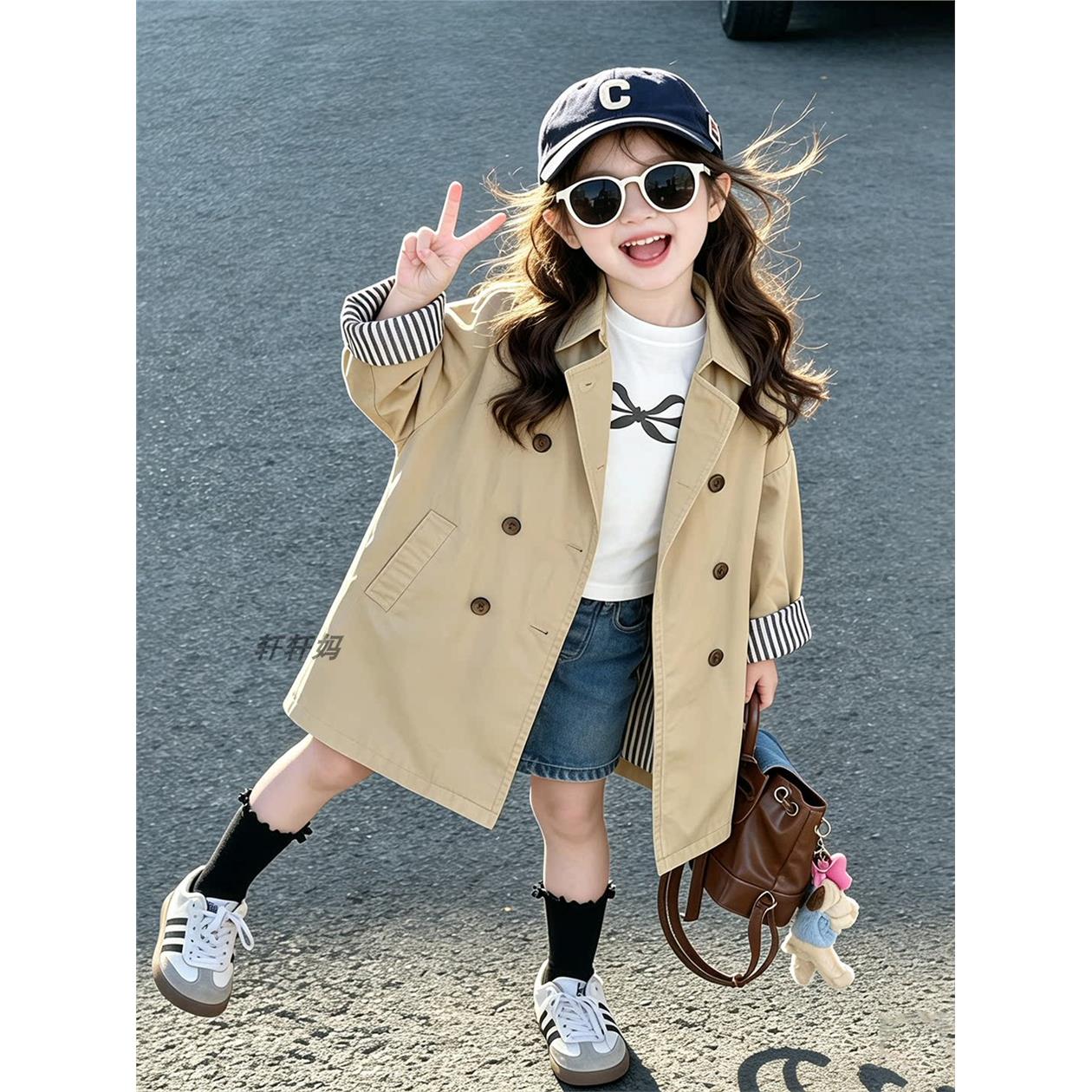 女童韩版中长款风衣外套春秋季2026新款儿童条纹拼接气质大衣秋装