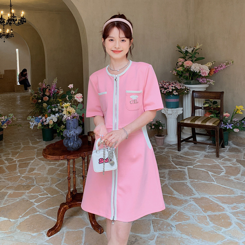法式甜美粉色小香风连衣裙女夏新款小众小个子镂空露腰洋气a字裙,女装连衣裙,金十上