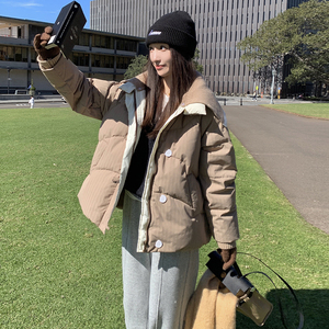 设计感卡其色短款海军领羽绒服女冬2024新款独特超好看90鸭绒外套图片