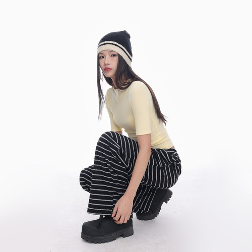 美式辣妹显瘦正肩短袖t恤女夏季新款设计感修身半袖显瘦中袖上衣