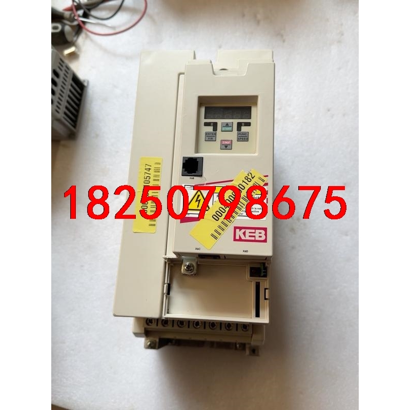 科比变频器 19R6S3E-900A，实物图片，功能正常，面议价