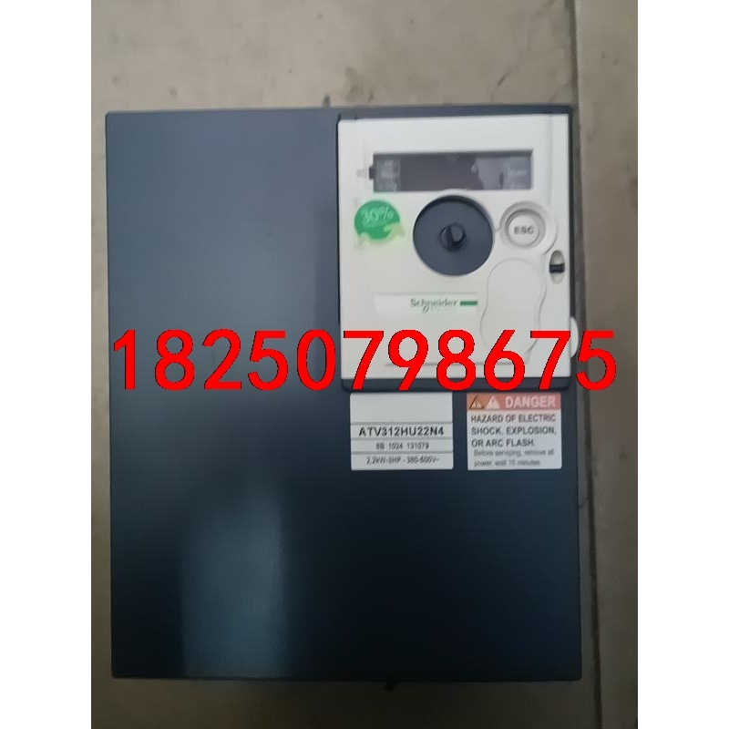 施耐德变频器   ATV312HU22N4   380V2.议价