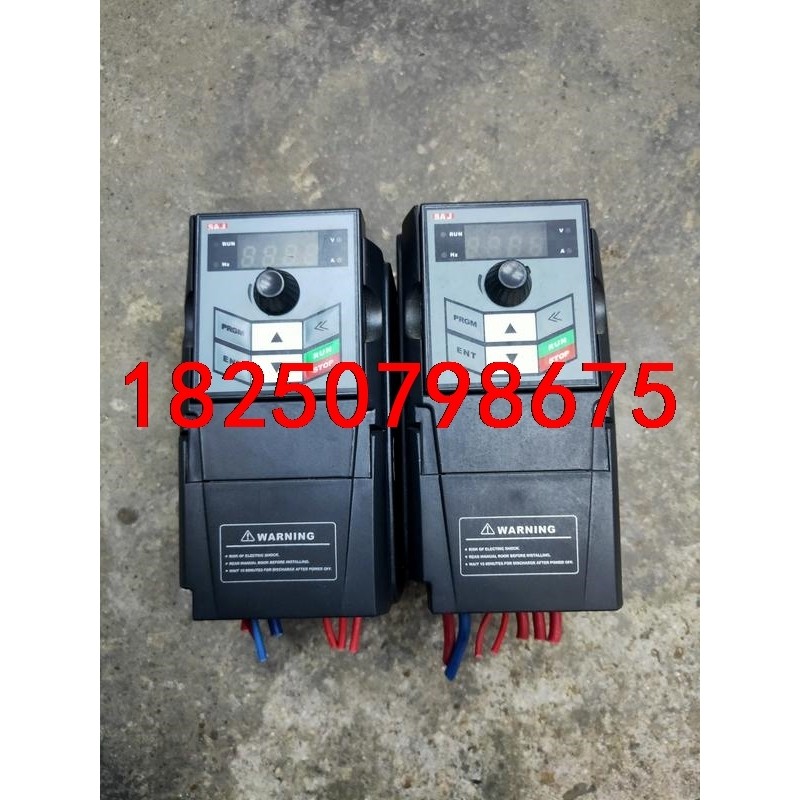 SAJ 变频器ATV13-2SR75GH 220V 0.75议价