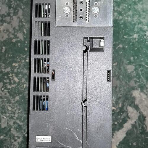 6SL32101PE218AL0西门子变频器7.5KW议价