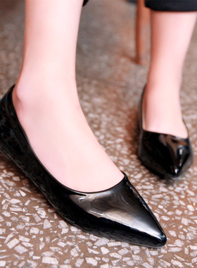 尖头小码31 32 33平底单鞋女浅口瓢鞋船鞋黑色工作鞋女大码41-43