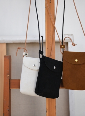 another 限定翻毛皮小包 意大利厚翻毛手工制作