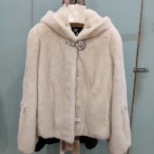 潮流女装 米白帽款 时尚