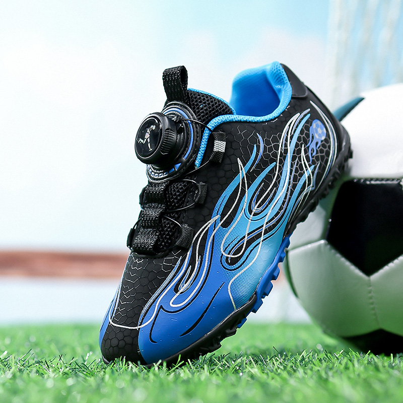 儿童足球鞋旋转扣TF碎钉跑步